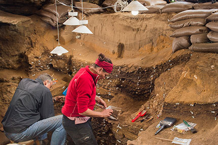 Researchers working in Blombos Cave. Picture by Magnus Halaand.