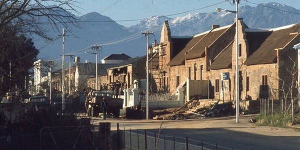 Tulbagh - 1969-earthquake. © Fagan-Architects
