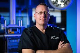 Prof Blumenthal is a senior specialist forensic pathologist and associate professor at the University of Pretoria and he received the Communication Award.