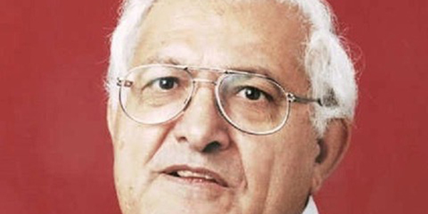 Dr Bucker Dangor