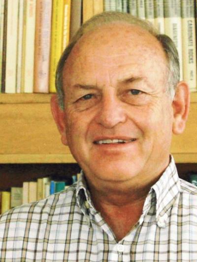 Professor Morris Viljoen