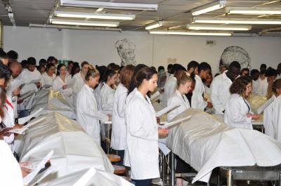 Students of the Faculty of Health Sciences 2017 read the Student Creed at the Anatomy Dedication Ceremony