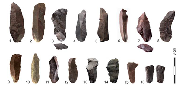 Early Evidence for the extensive heat treatment of silcrete in the Howiesons Poort at Klipdrift Shelter