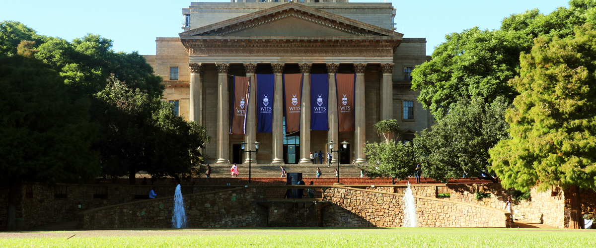 Great Hall and Library Lawns Great Hall and Library Lawns