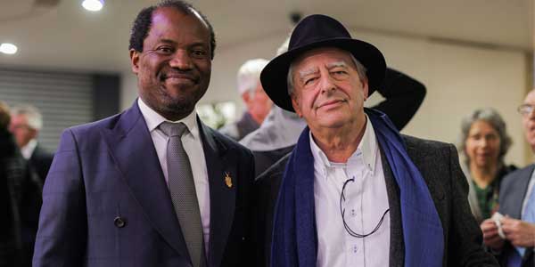 Professor Zeblon Vilakazi with William Kentridge at the SA premier of his work: Oh to Believe in Another World