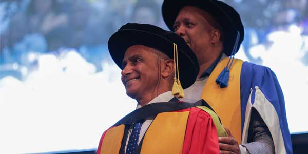 Suresh Kana awarded an honorary doctorate