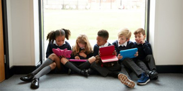 There’s no expert consensus on whether screen time is good, bad or somewhere in between. Monkey Business Images/Shutterstock There’s no expert consensus on whether screen time is good, bad or somewhere in between. Monkey Business Images/Shutterstock