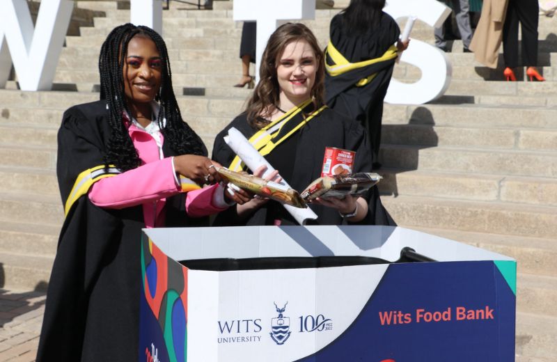 #GradnGive - graduating Witsies donate to assist fellow Witsies as they strive for independence